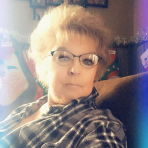 Meet your Posher, Carolyn